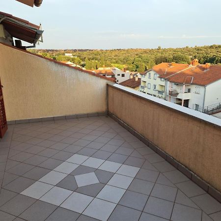 Helena Apartment Pula Exterior photo