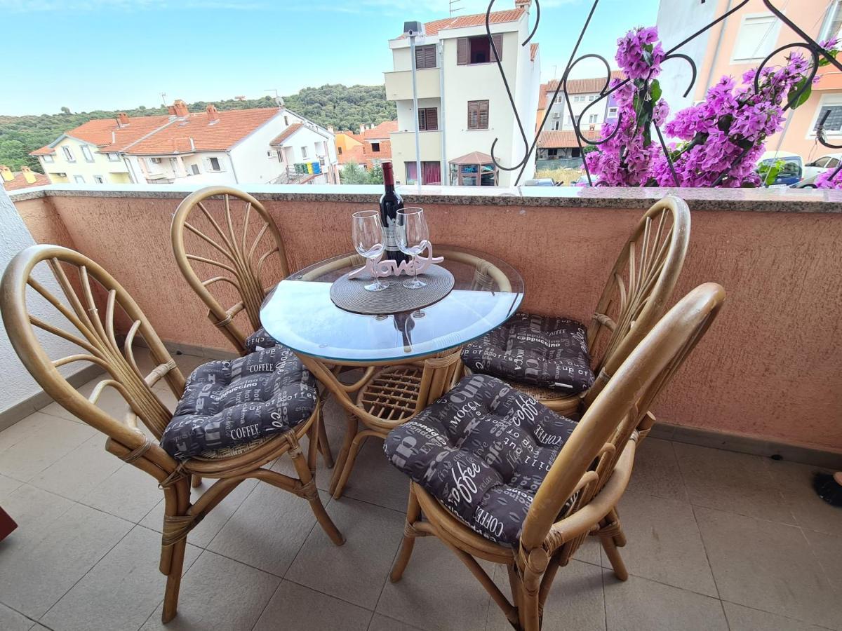 Helena Apartment Pula Exterior photo